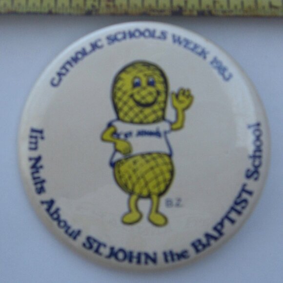 Catholic School's Week 1983 Pinback Button - Picture 1 of 1